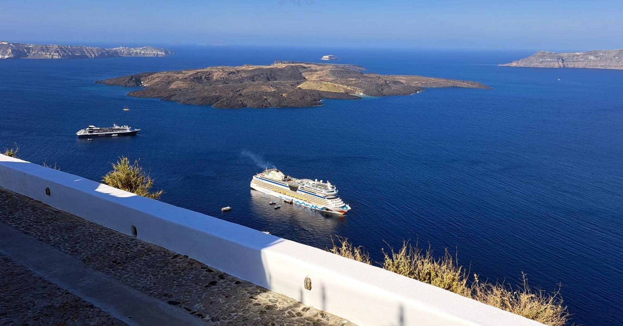 Yposkafo Suites - Studio - Santorini Fira  Ngoại thất bức ảnh