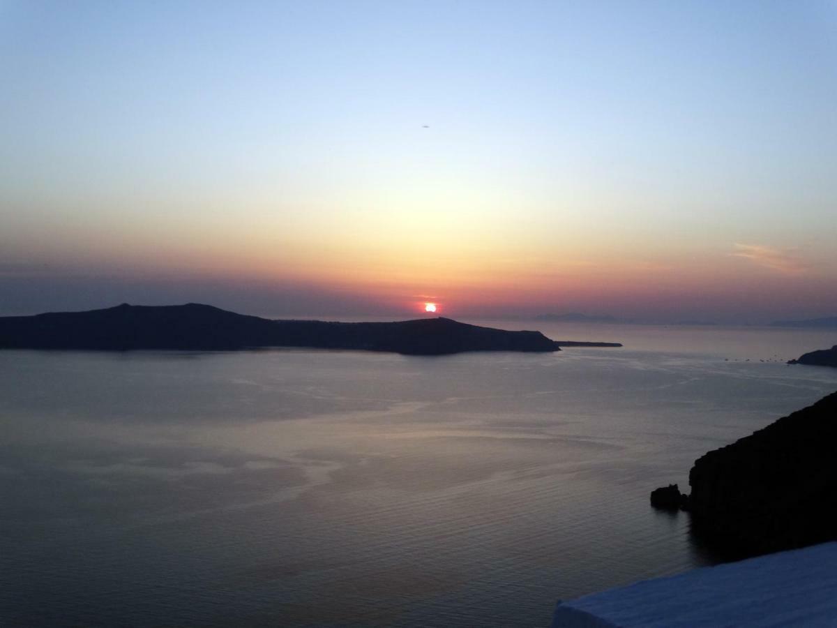 Yposkafo Suites - Studio - Santorini Fira  Ngoại thất bức ảnh